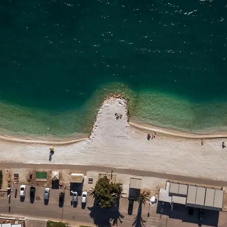 View Of * 特罗吉尔