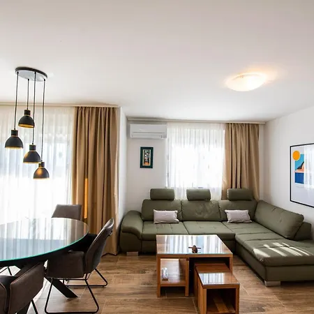 View Of 特罗吉尔