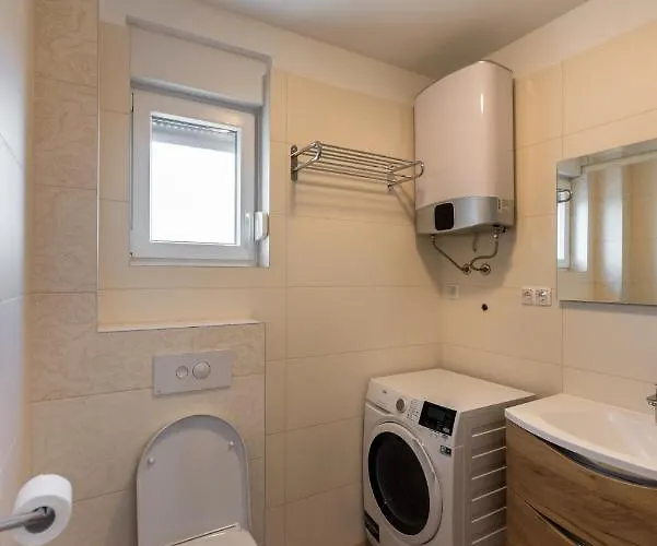 View Of 公寓 特罗吉尔