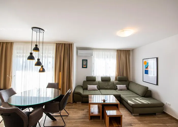 View Of 特罗吉尔